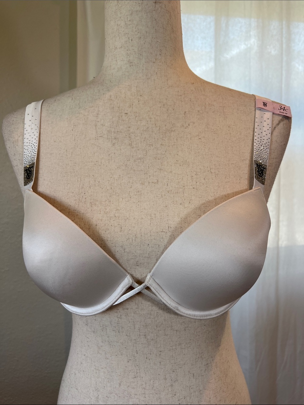 Victoria's Secret White Embellished Wide Strap Push-Up Bra - Smooth Cups 34C NWT